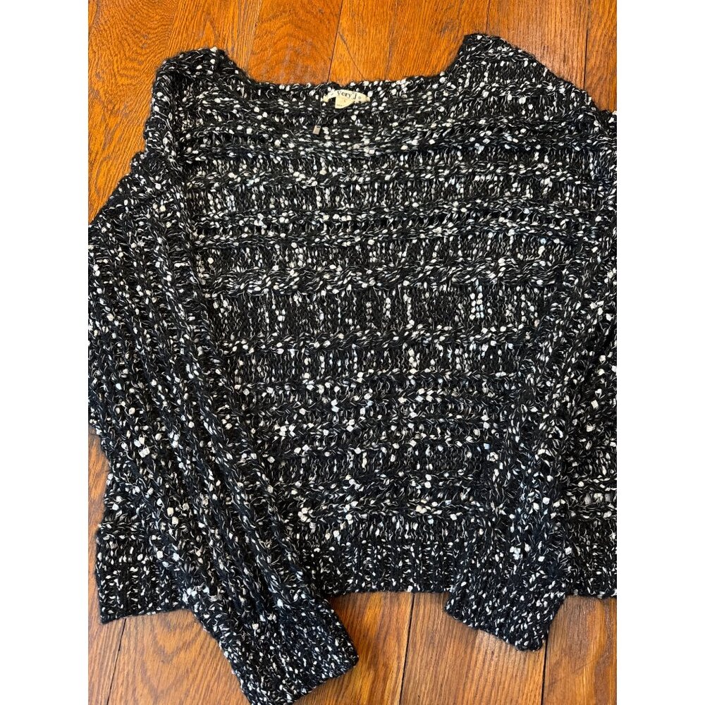 Very.J Womens Black & White Crochet Knit Sweater Size L